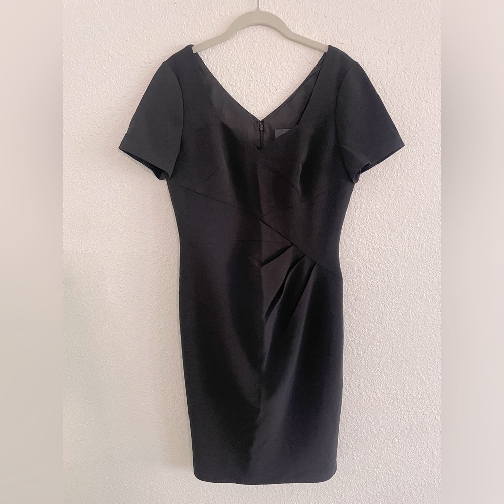 Adrianna Papell Black Sweetheart Neckline Sheath Dress | Size 8